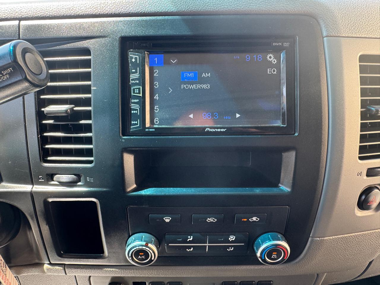 Nissan NV 1500  2013