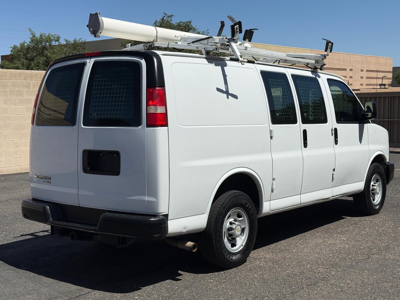 Chevrolet Express 2500 Cargo 2013