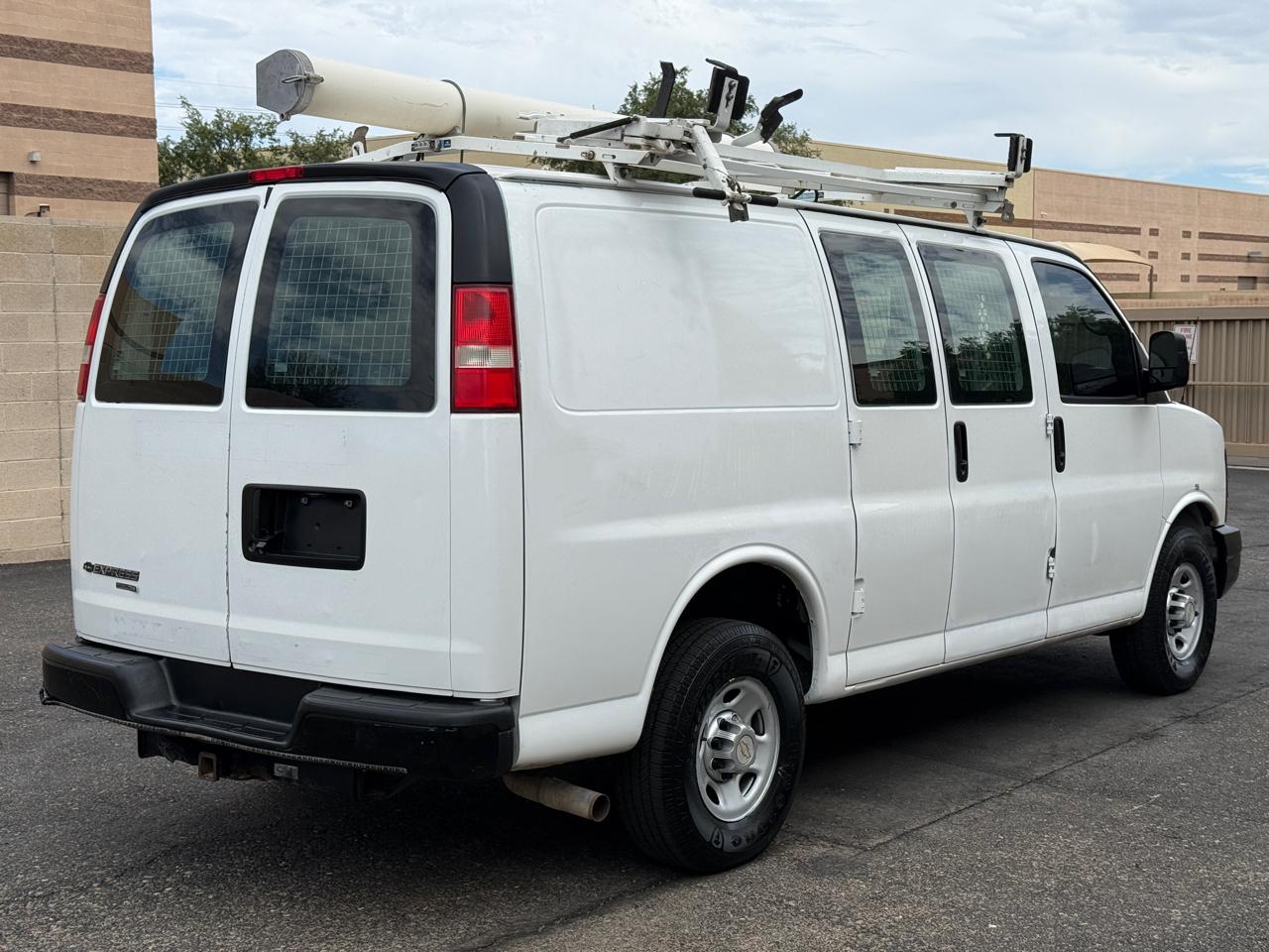 Chevrolet Express 2500 Cargo 2013