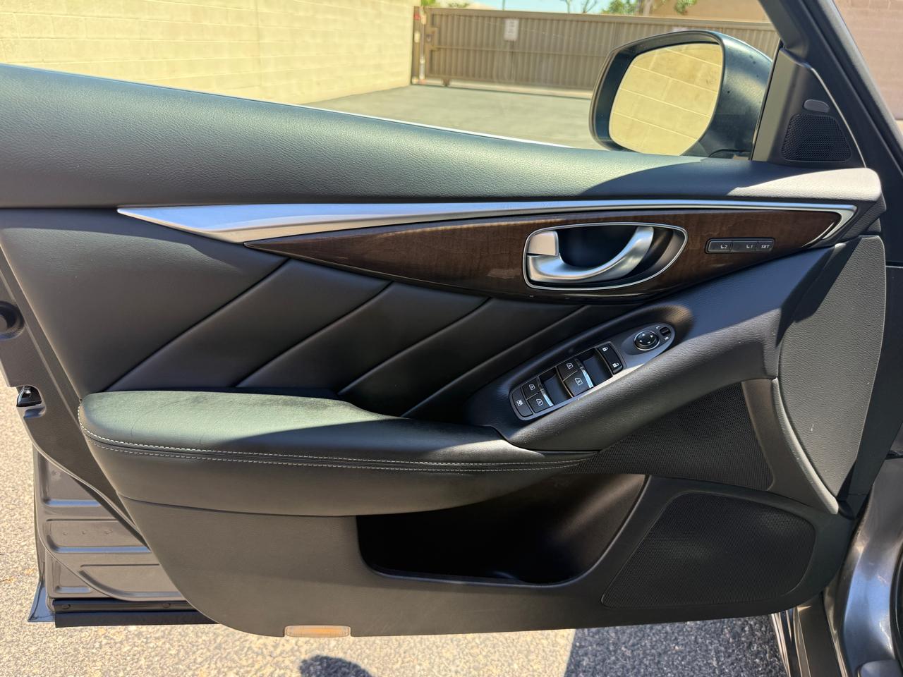 Infiniti Q50 Red Sport 400 AWD 2016