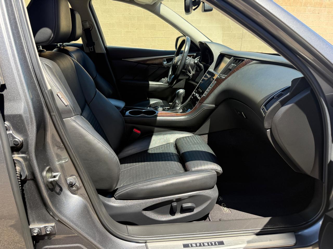 Infiniti Q50 Red Sport 400 AWD 2016