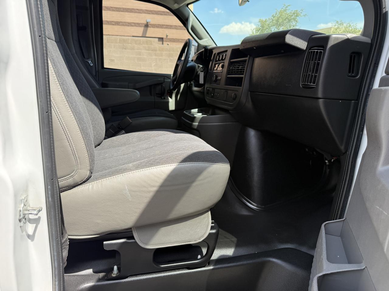GMC Savana G2500 Cargo 2019