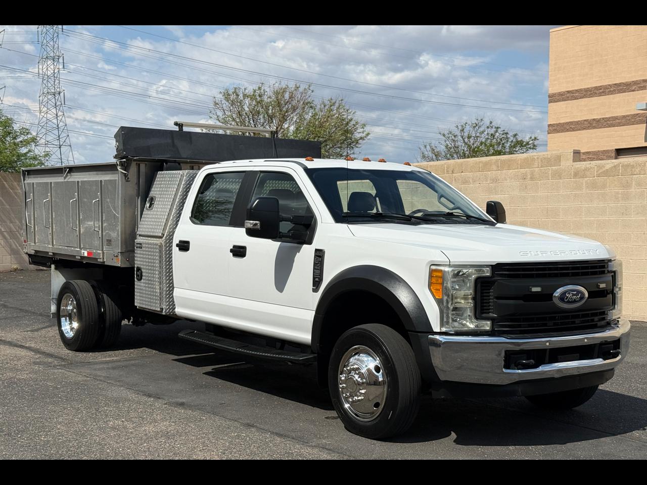 Ford F-450 SD Crew Cab DRW 2WD 2017