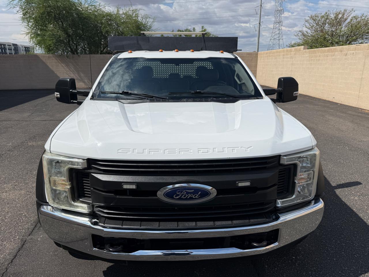 Ford F-450 SD Crew Cab DRW 2WD 2017