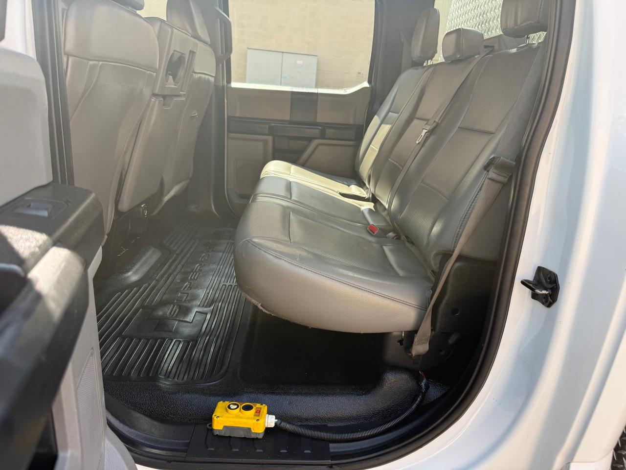 Ford F-450 SD Crew Cab DRW 2WD 2017