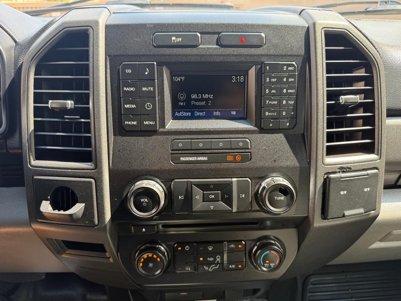 Ford F-450 SD Crew Cab DRW 2WD 2017