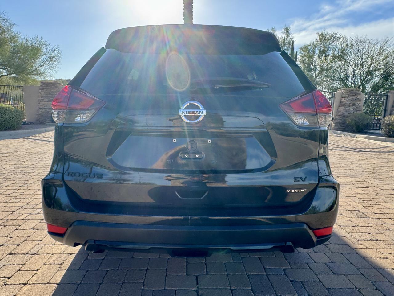 Nissan Rogue SV 4D SUV FWD 2018