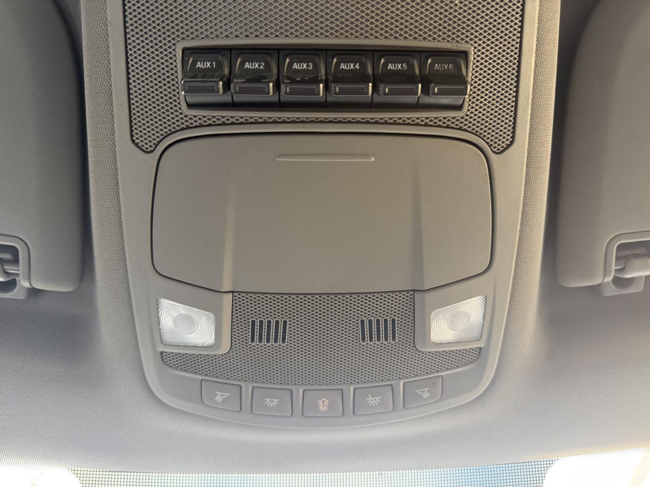 Ford F-450 SD Crew Cab DRW 2WD 2018