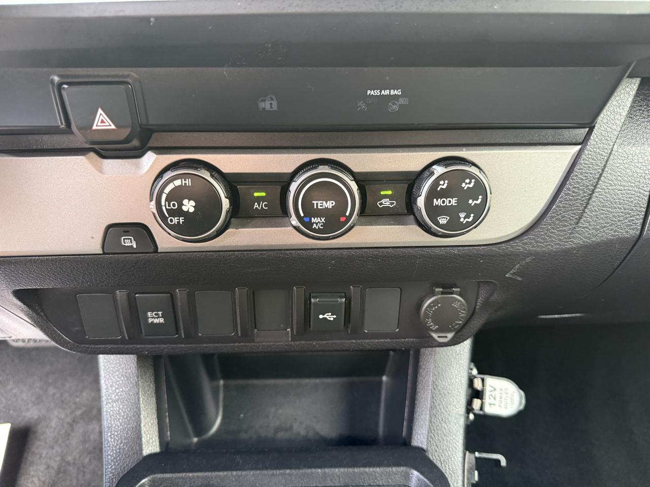 Toyota Tacoma SR5 Access Cab I4 6AT 2WD 2022