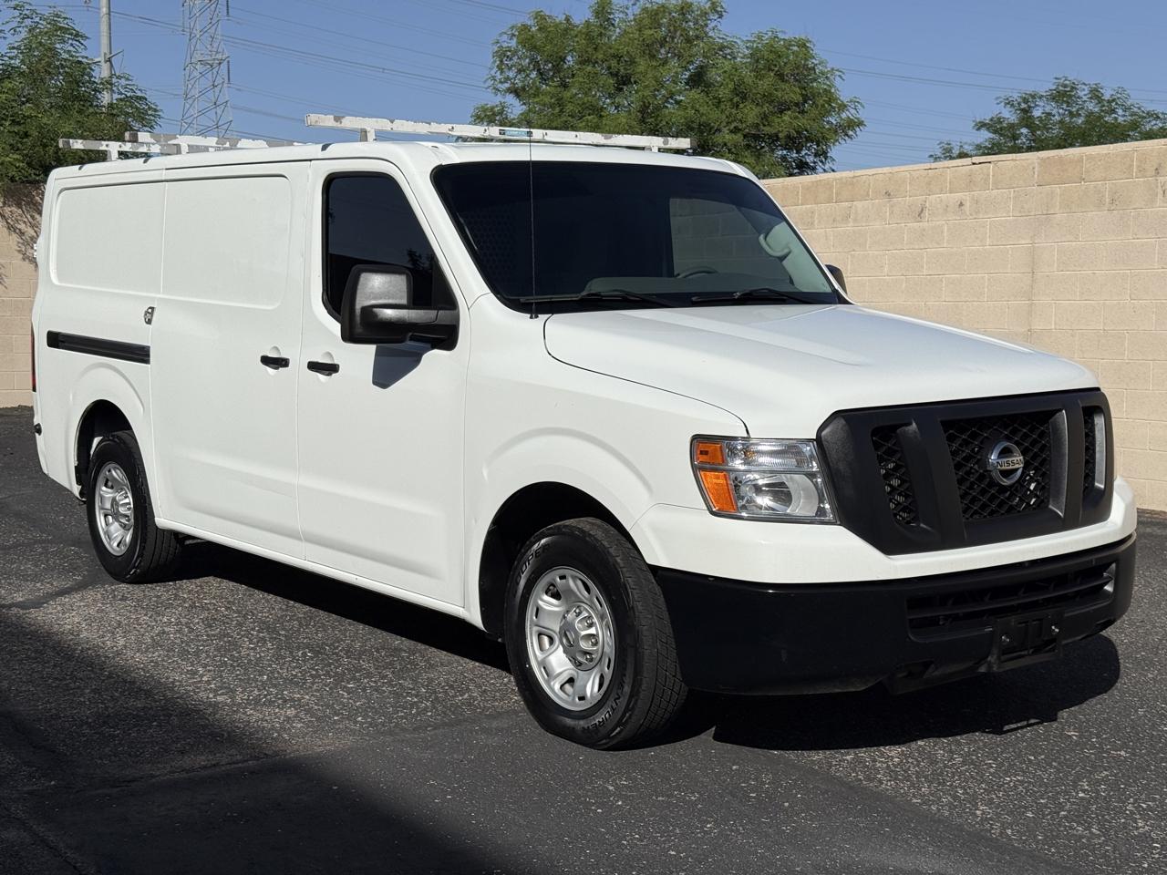 Nissan NV Cargo 1500 SV 2016