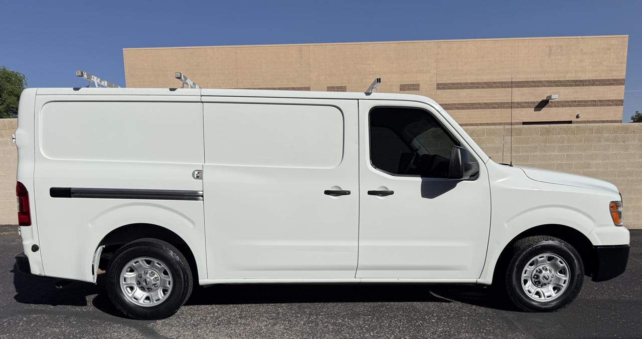 Nissan NV Cargo 1500 SV 2016