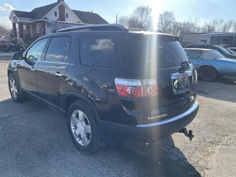 GMC Acadia SLT-2 FWD 2008