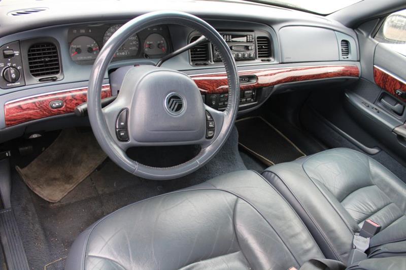 Mercury Grand Marquis LS 2001