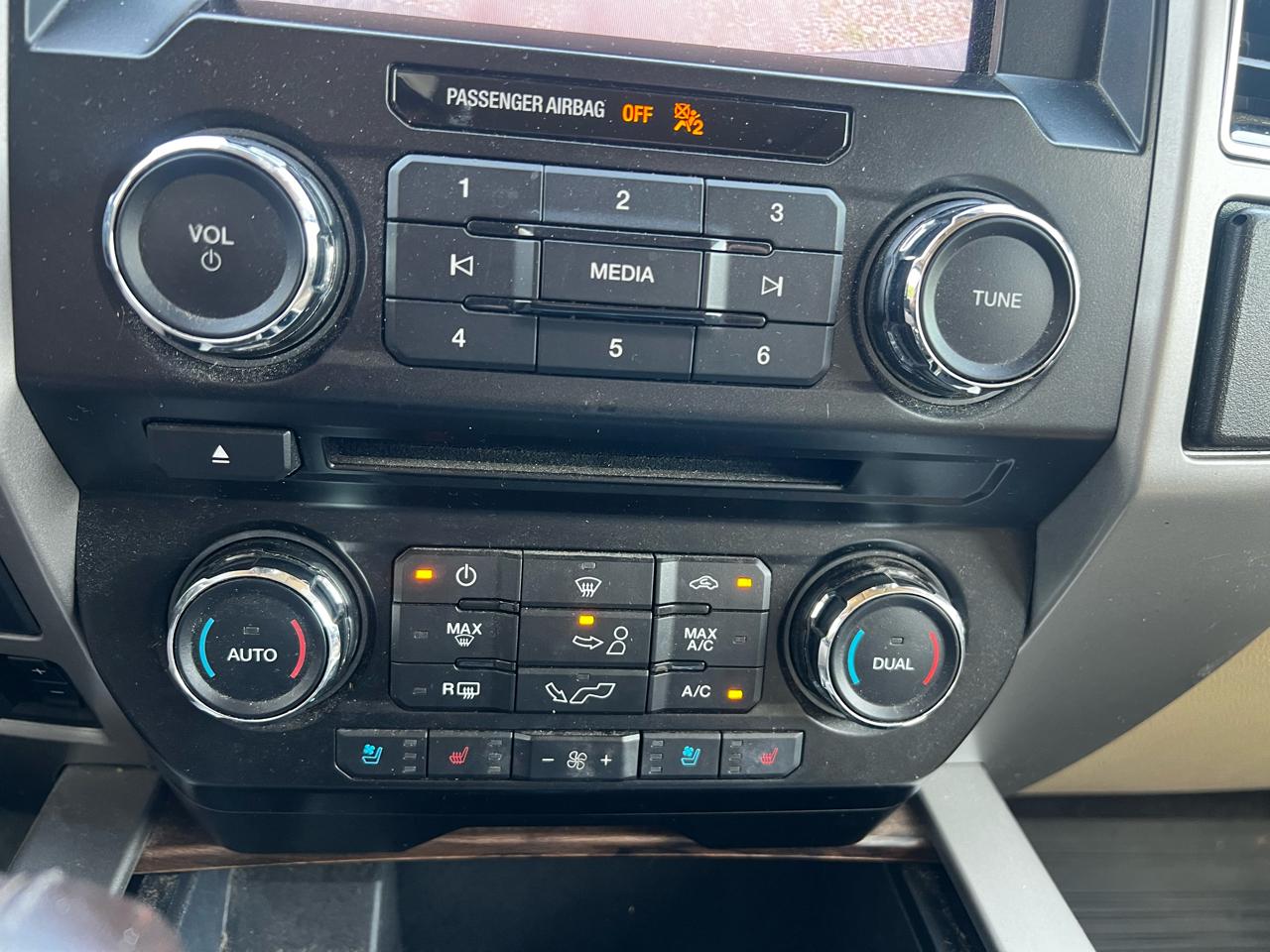 Ford F-150 Lariat SuperCrew 5.5-ft. Bed 4WD 2018