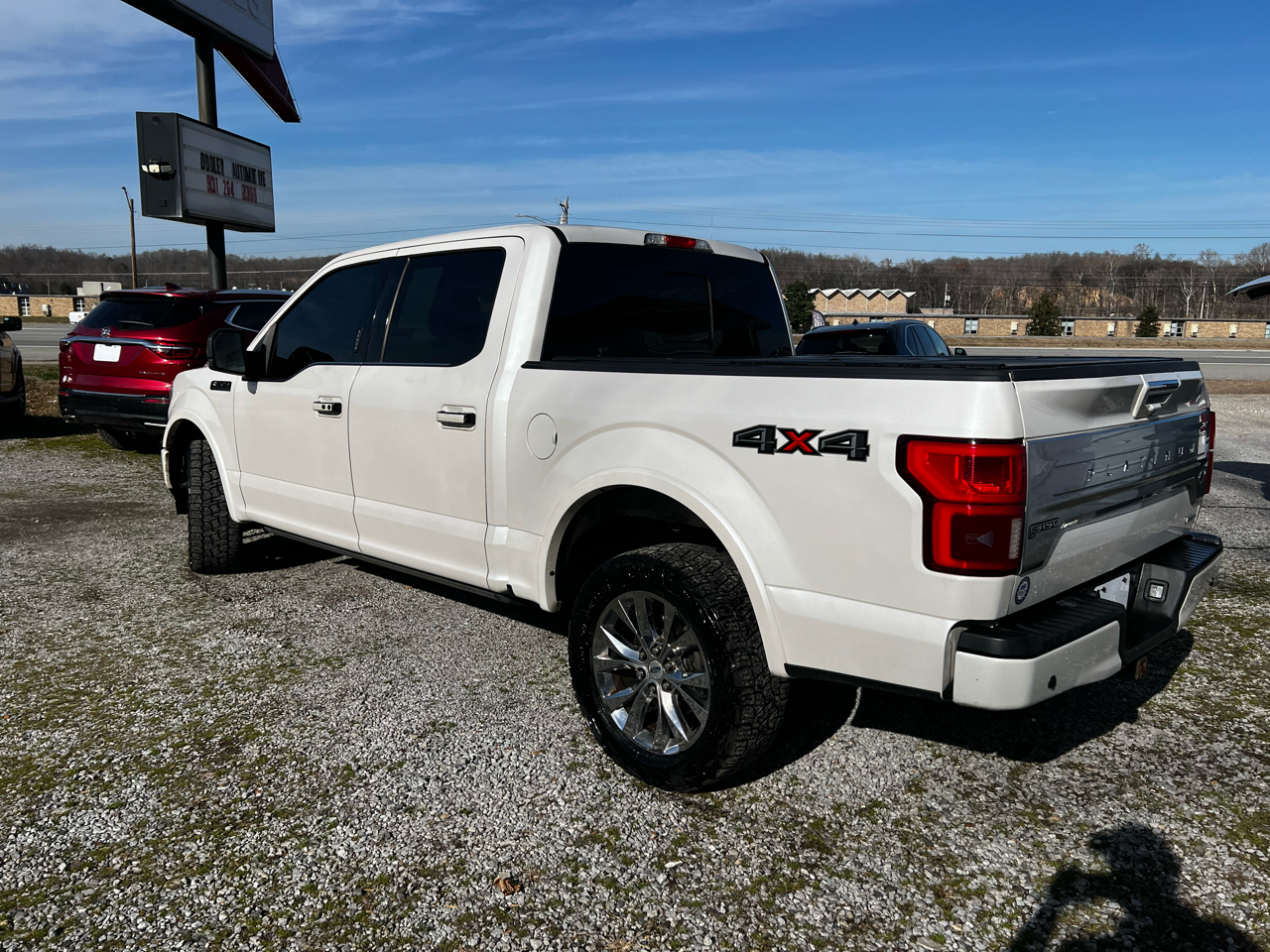 Ford F-150 4WD SuperCrew 145" Platinum 2018