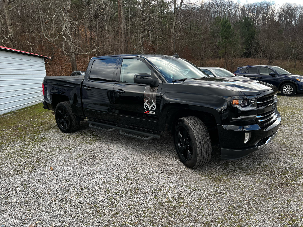 Chevrolet Silverado 1500 LTZ Crew Cab 4WD 2017