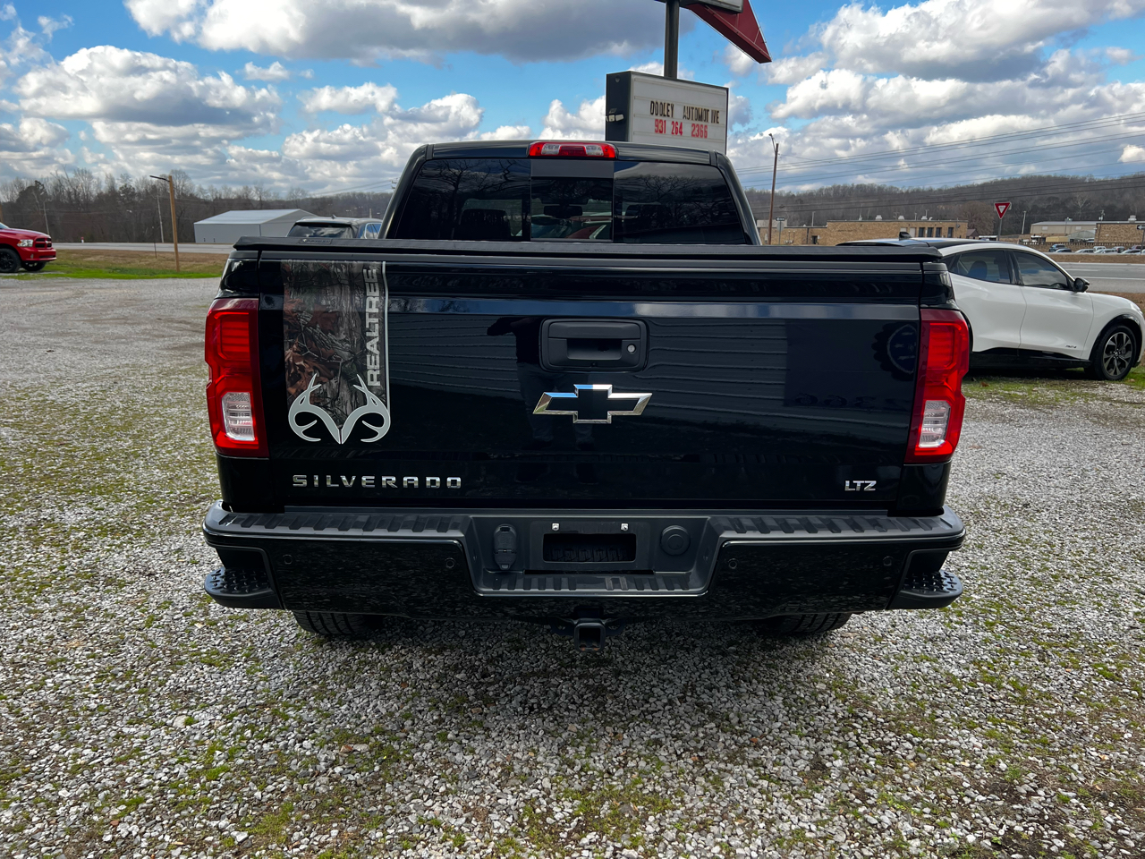 Chevrolet Silverado 1500 LTZ Crew Cab 4WD 2017