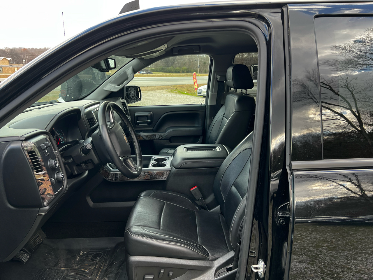 Chevrolet Silverado 1500 LTZ Crew Cab 4WD 2017