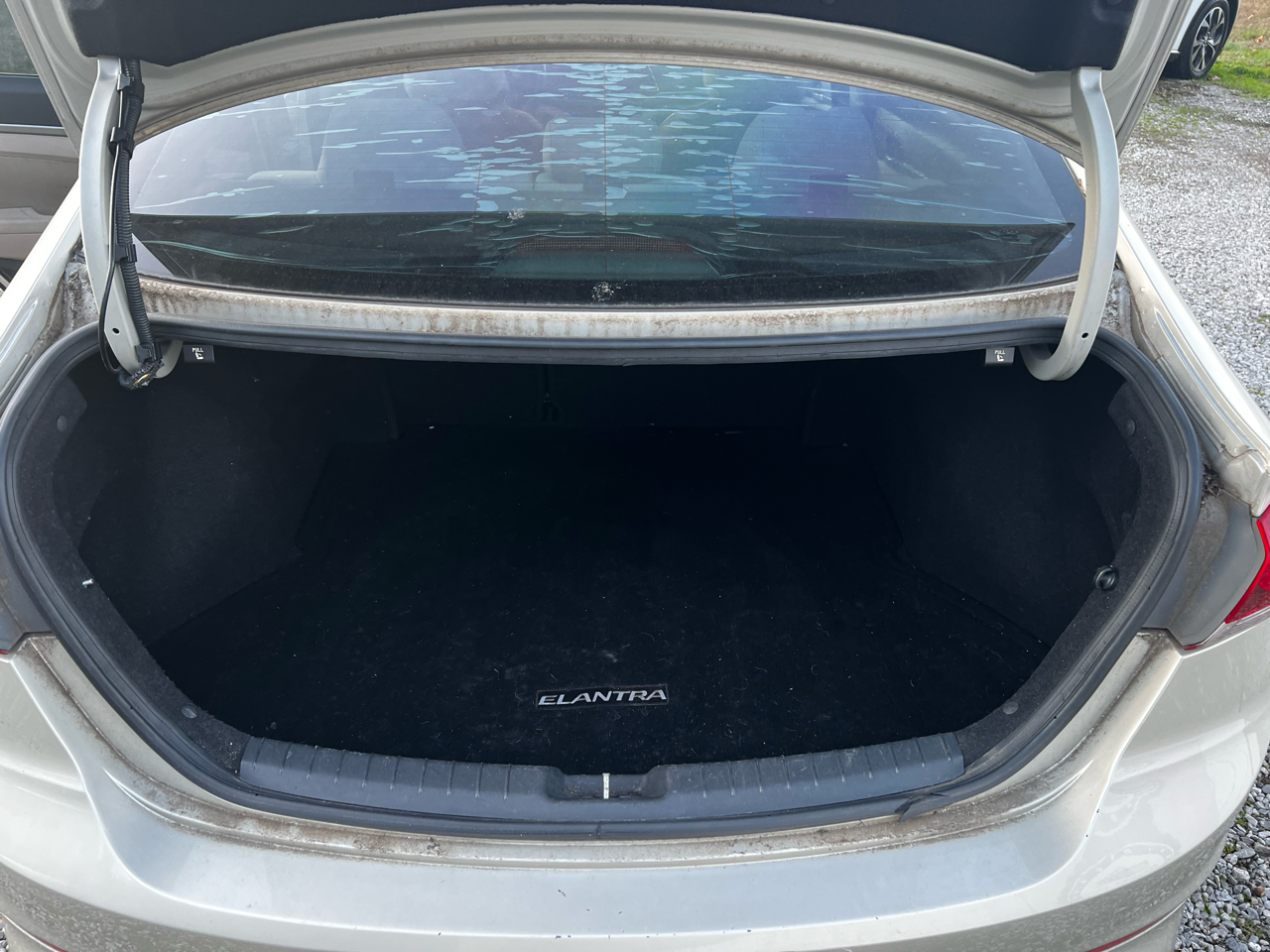 Hyundai Elantra Limited 2018