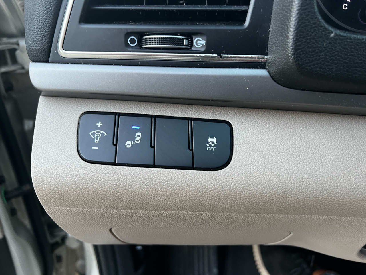 Hyundai Elantra Limited 2018