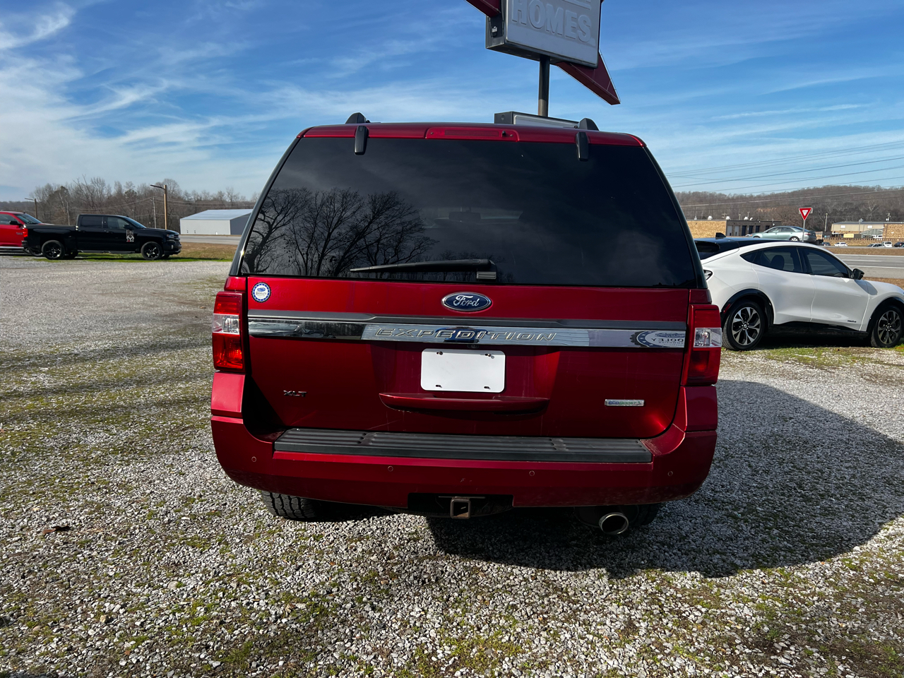 Ford Expedition XLT 2WD 2015