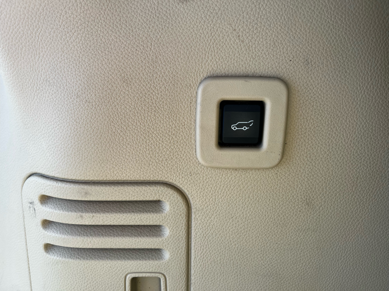 Ford Expedition XLT 2WD 2015