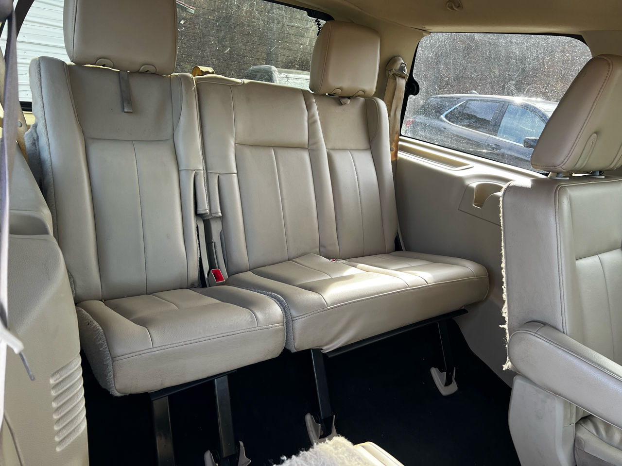 Ford Expedition XLT 2WD 2015