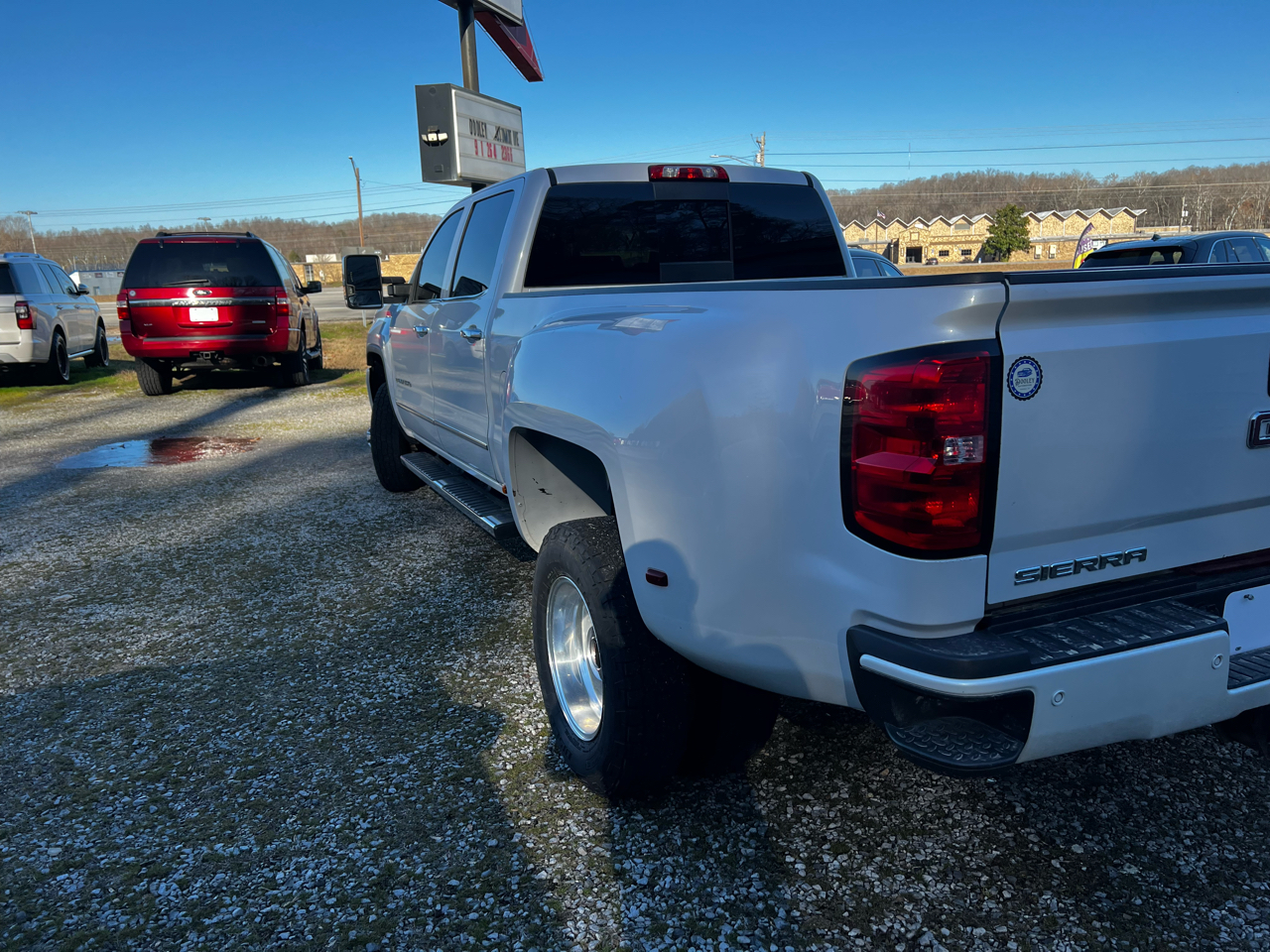 GMC Sierra 3500HD Denali Crew Cab 4WD 2018