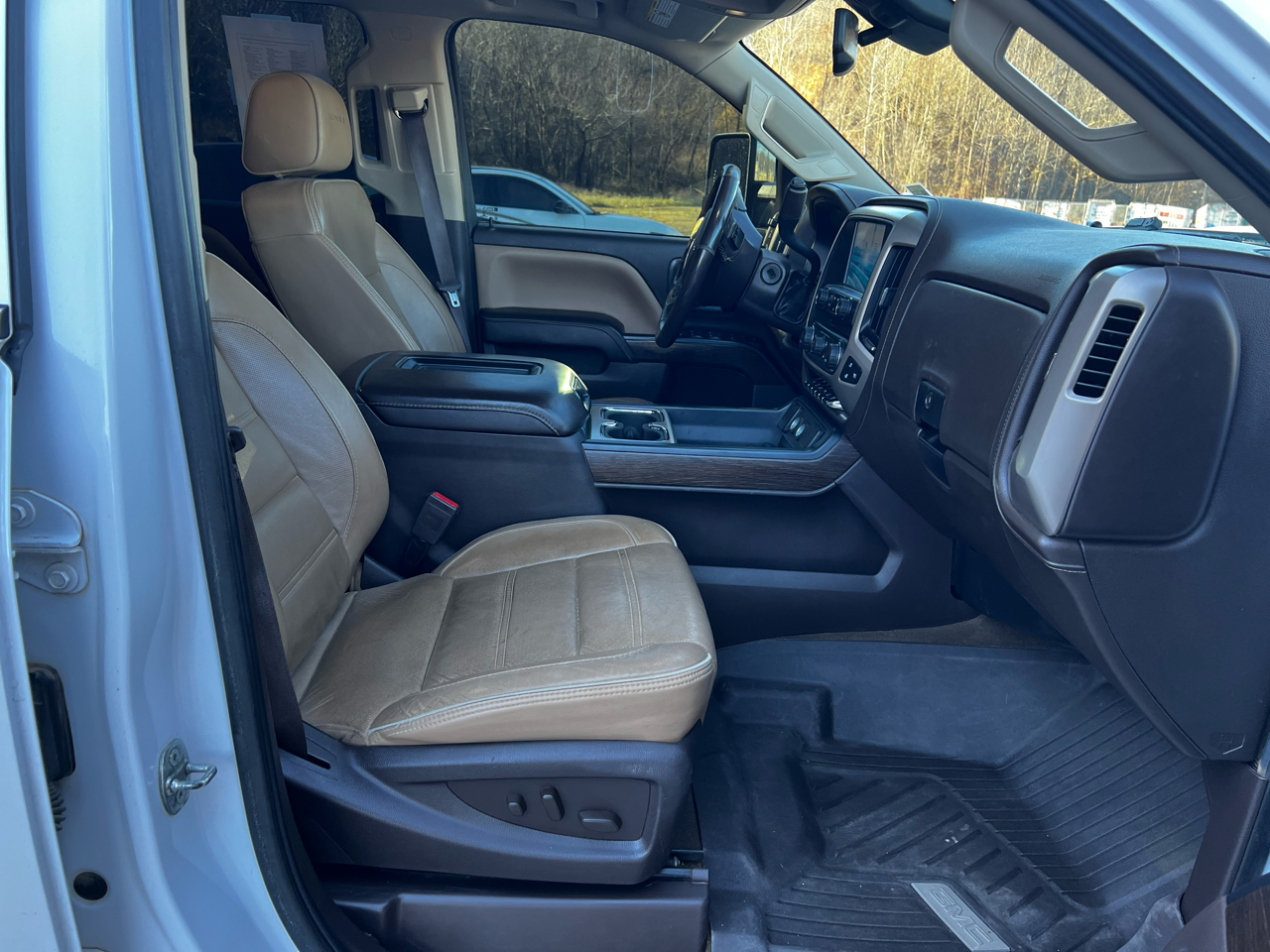 GMC Sierra 3500HD Denali Crew Cab 4WD 2018