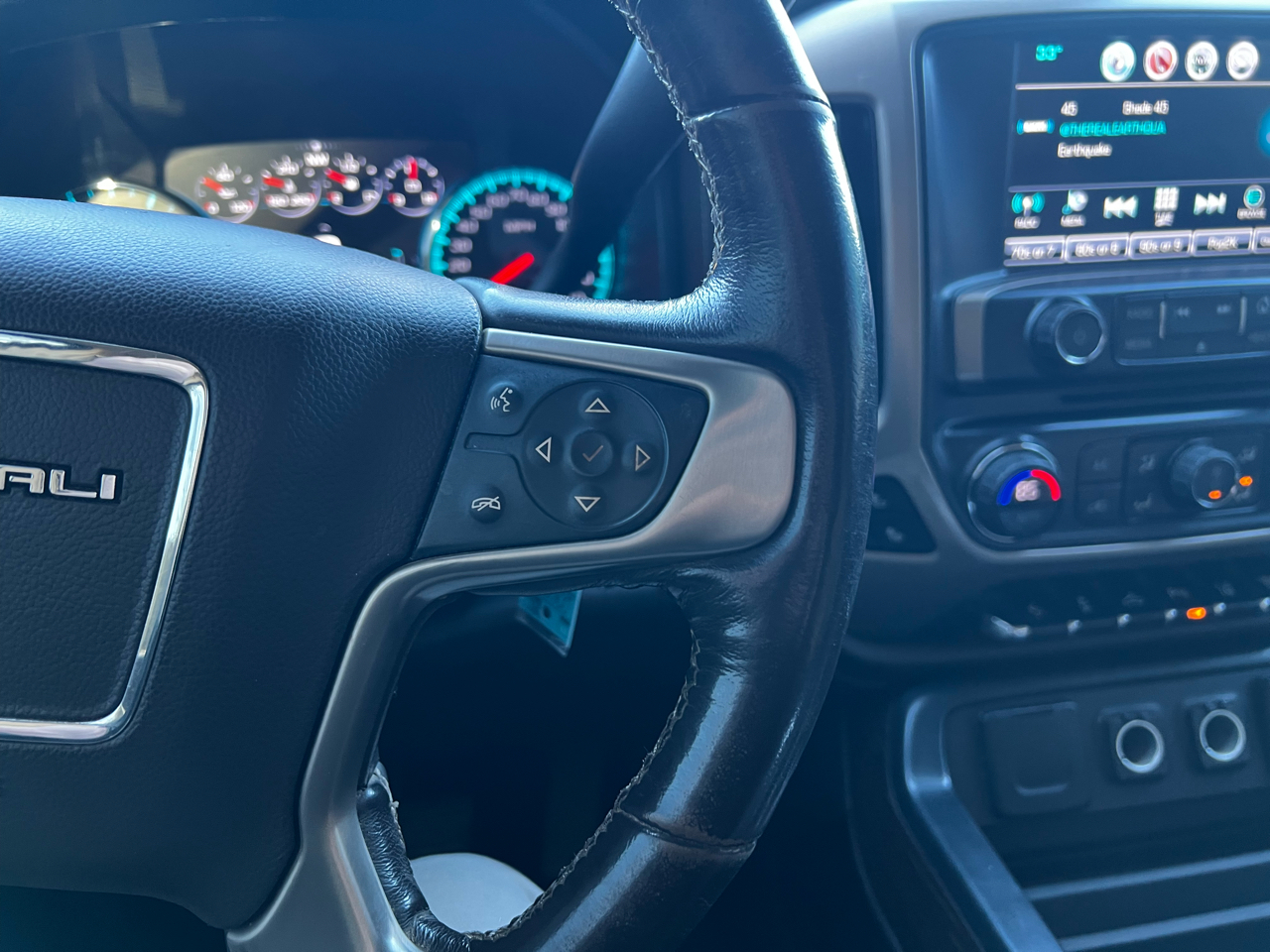 GMC Sierra 3500HD Denali Crew Cab 4WD 2018