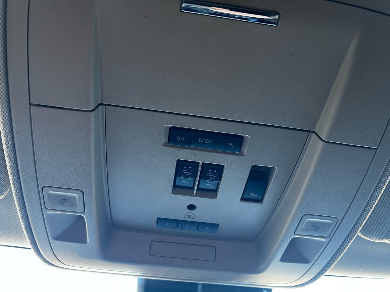 GMC Sierra 3500HD Denali Crew Cab 4WD 2018