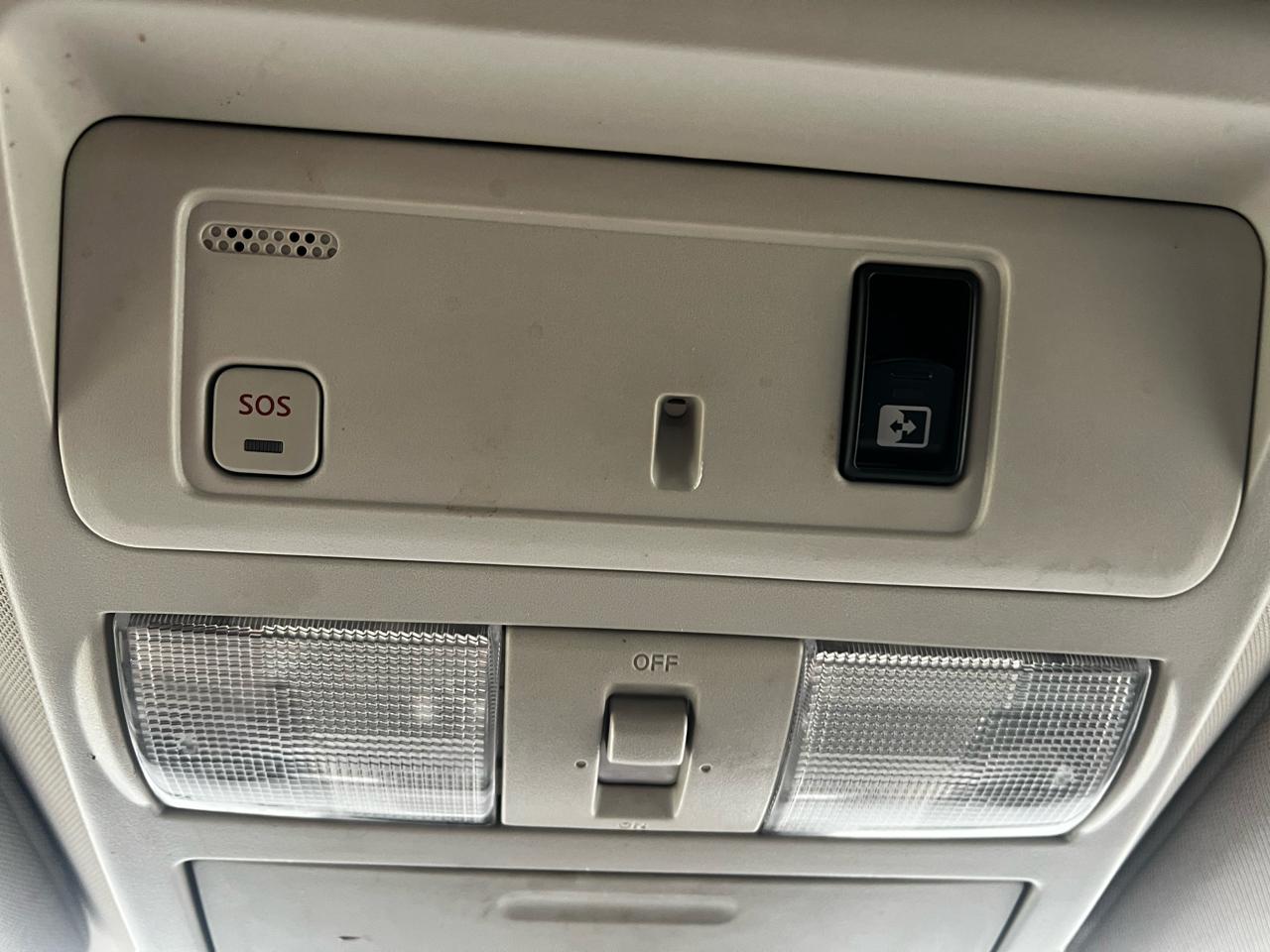 Nissan Titan Platinum Reserve Crew Cab 4WD 2017