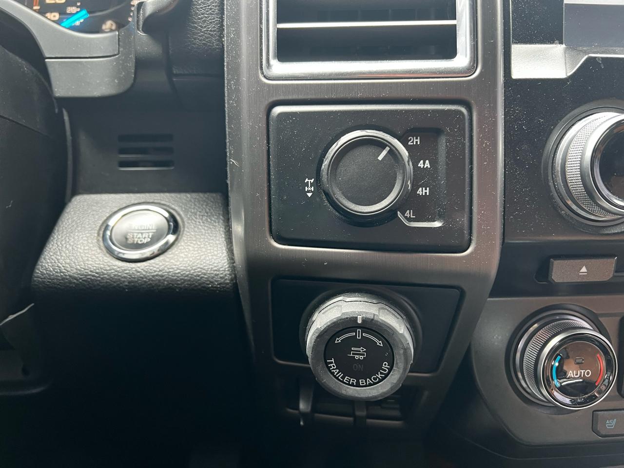 Ford F-150 Limited 4WD SuperCrew 5.5' Box 2016