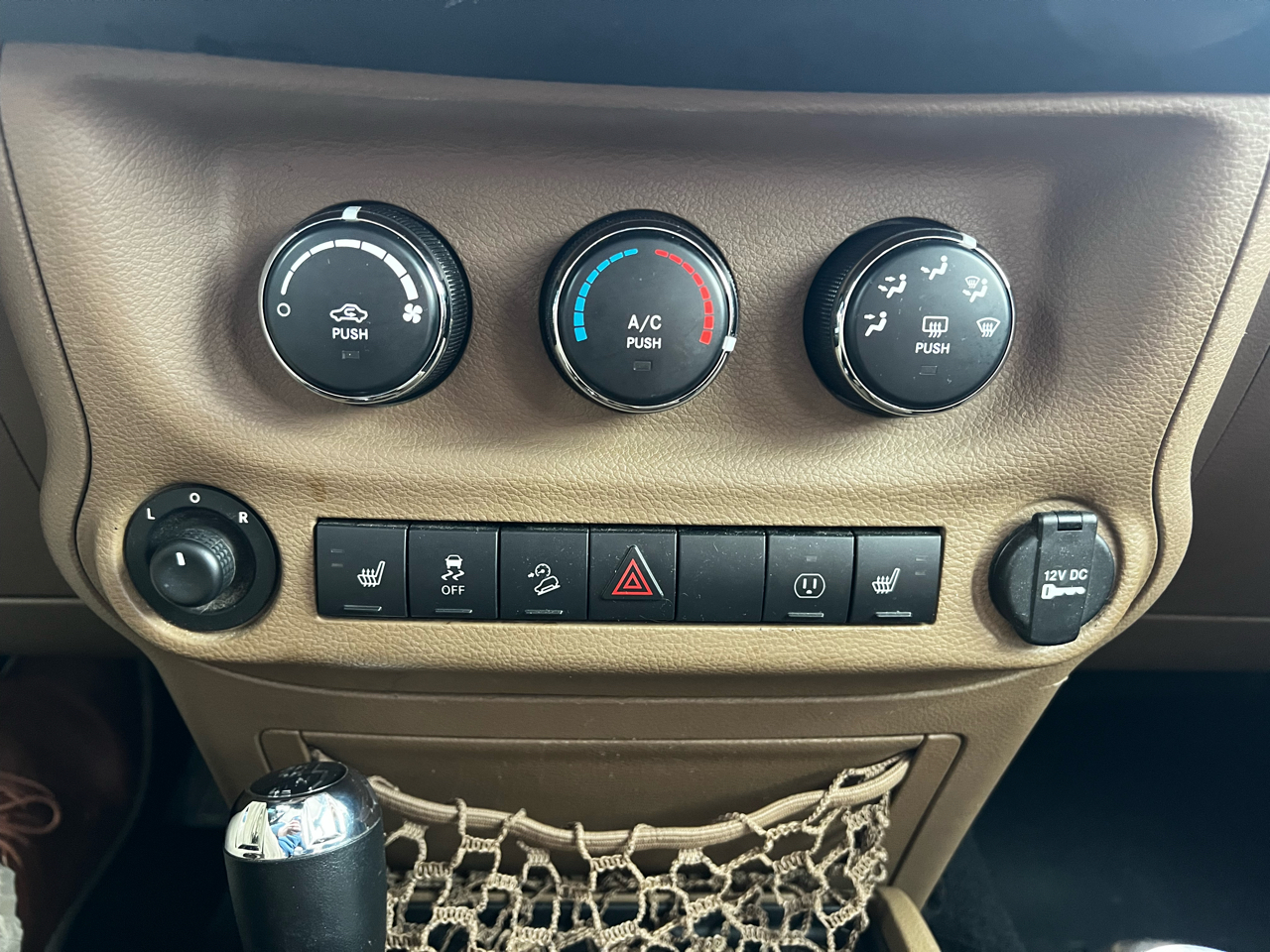 Jeep Wrangler Unlimited Sahara 4WD 2015