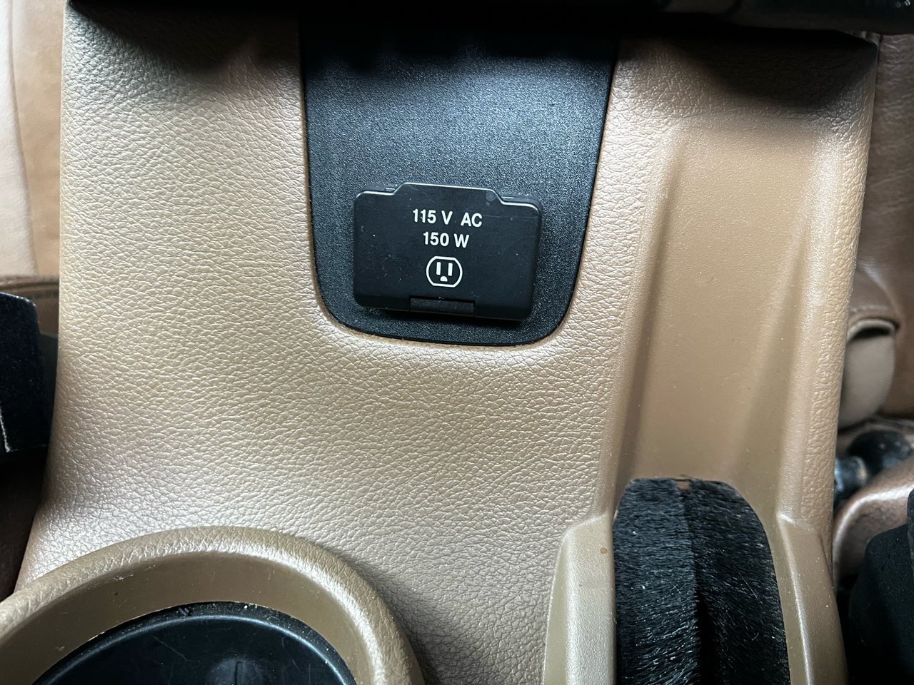 Jeep Wrangler Unlimited Sahara 4WD 2015