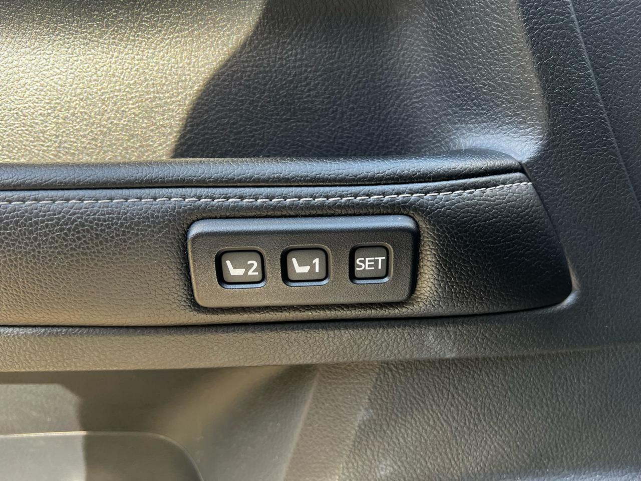 Toyota 4Runner Limited 2WD V6 2015