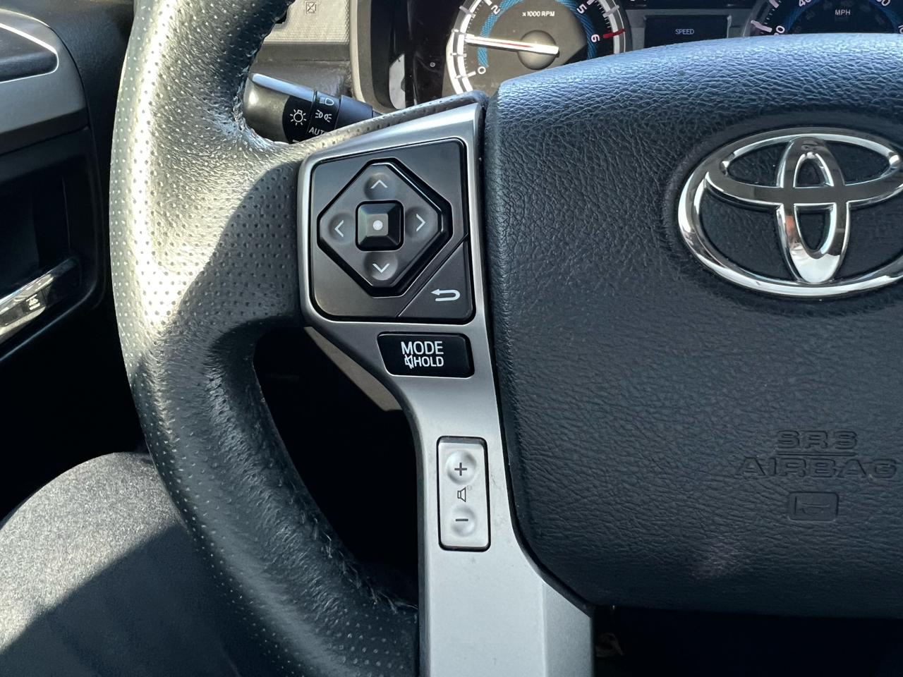 Toyota 4Runner Limited 2WD V6 2015
