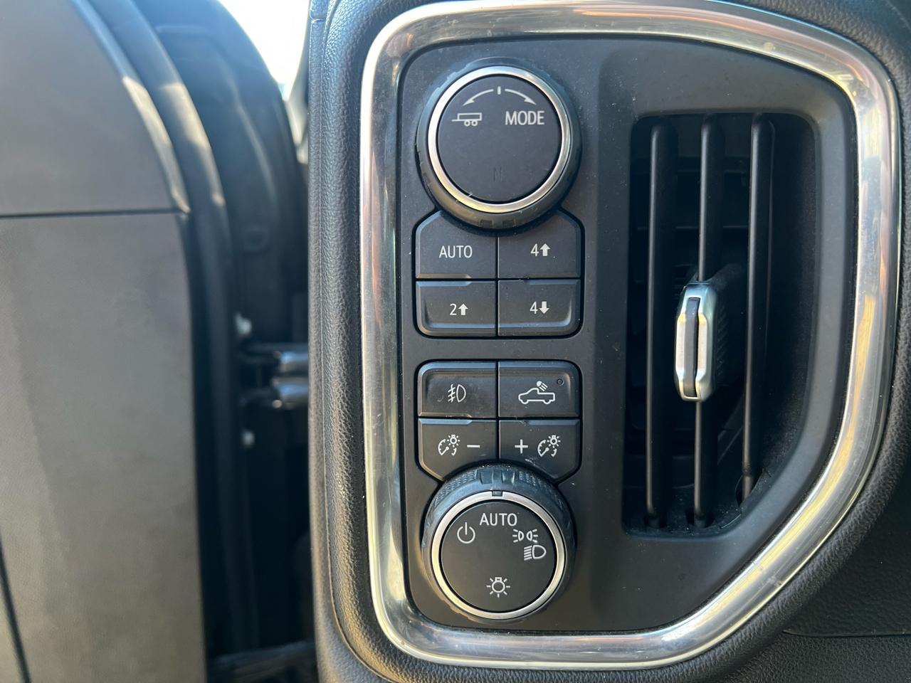 Chevrolet Silverado 1500 LT Trail Boss Crew Cab 4WD 2020