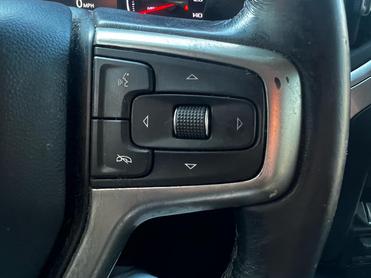 Chevrolet Silverado 1500 LT Trail Boss Crew Cab 4WD 2020