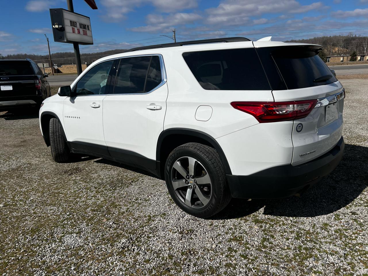Chevrolet Traverse LT Leather FWD 2021
