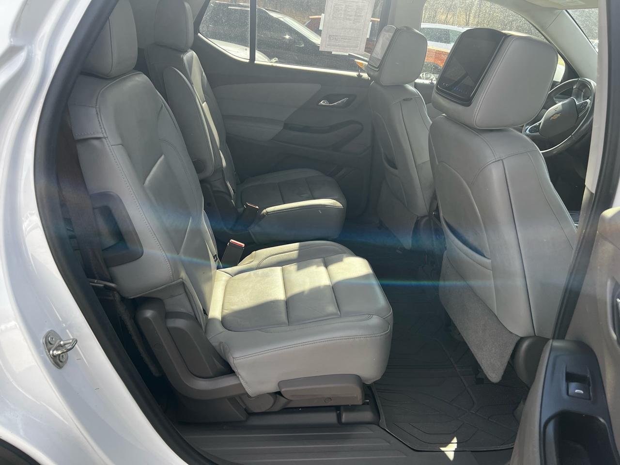 Chevrolet Traverse LT Leather FWD 2021