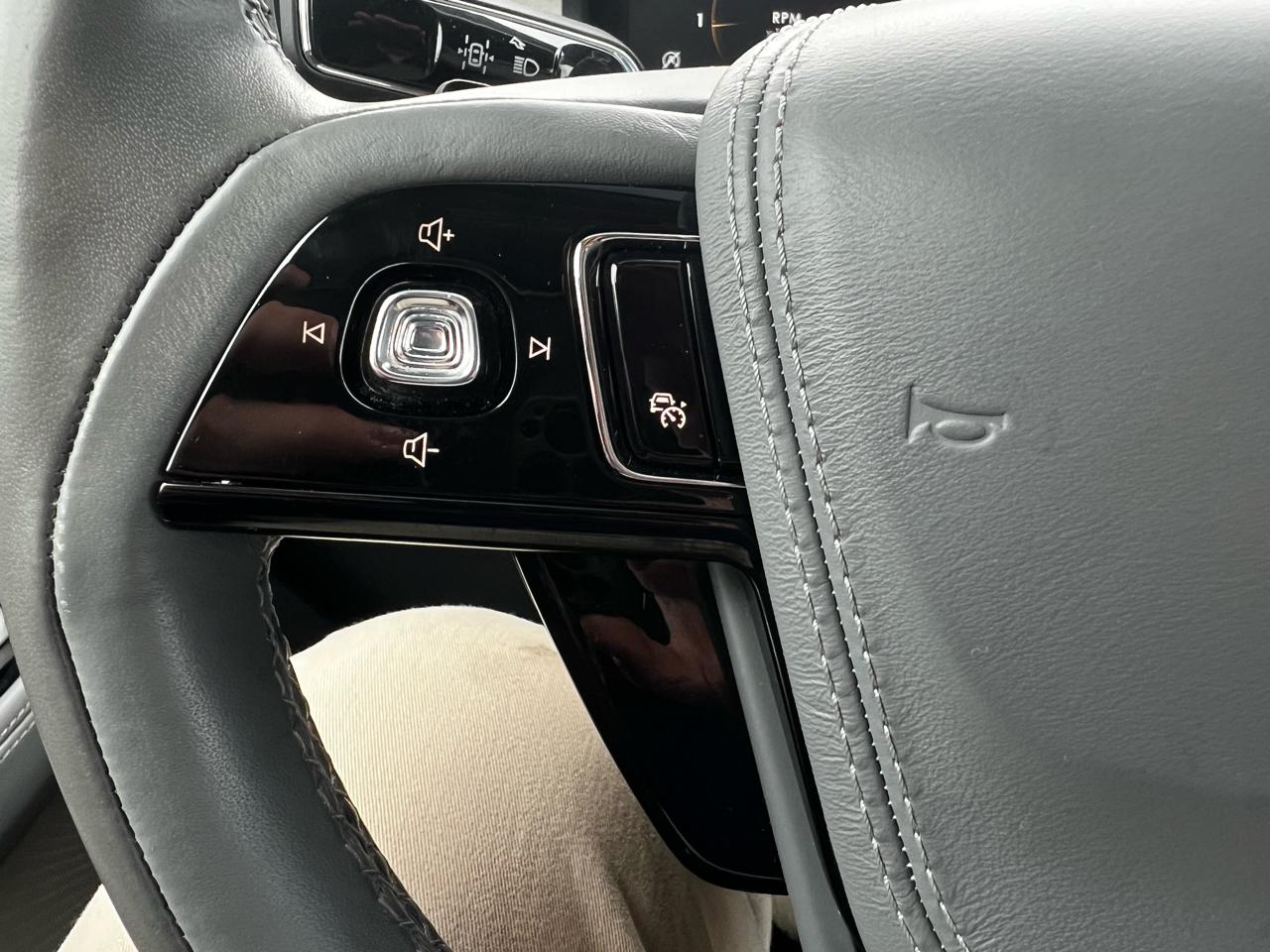 Lincoln Aviator Reserve AWD 2020