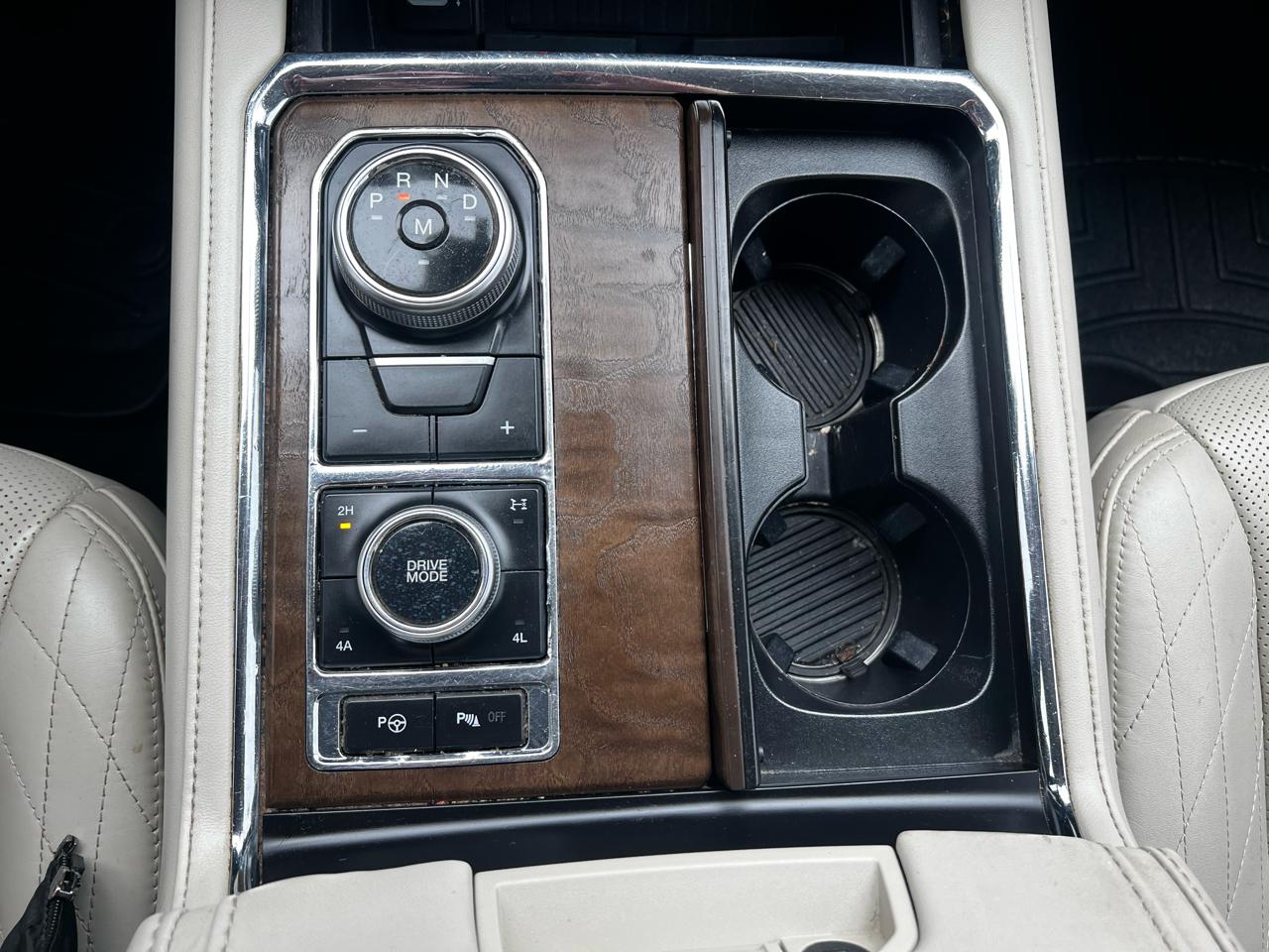 Ford Expedition Platinum 4WD 2019