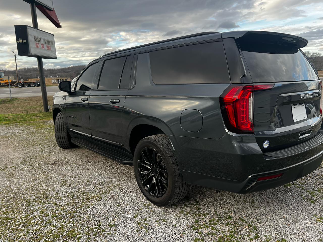 GMC Yukon XL SLT 2WD 2021