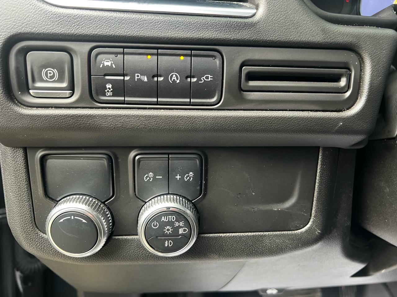 GMC Yukon XL SLT 2WD 2021