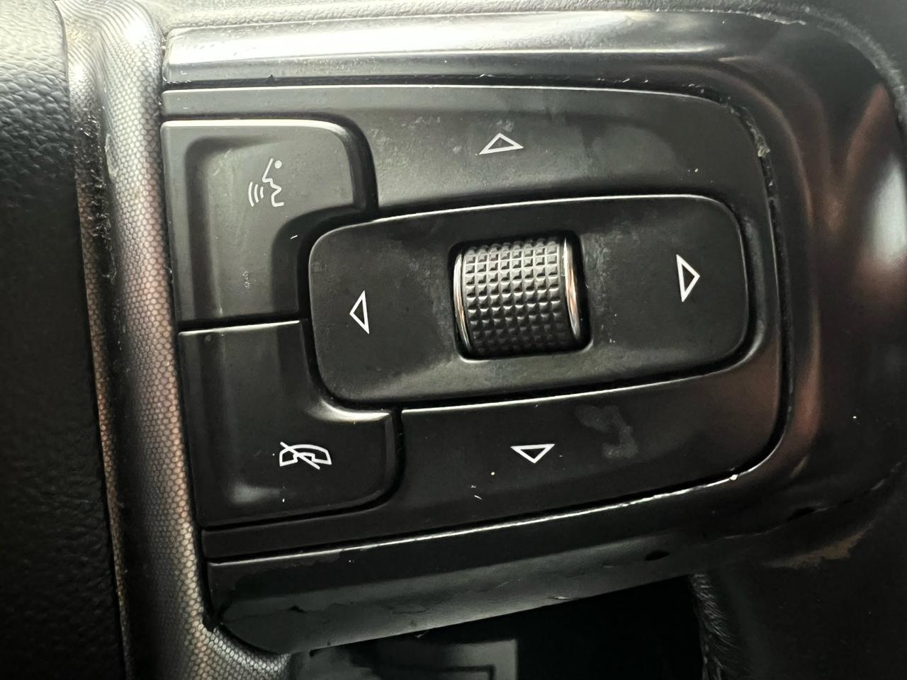 GMC Yukon XL SLT 2WD 2021