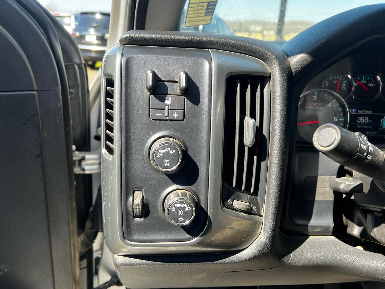 Chevrolet Silverado 1500 LT Crew Cab 4WD 2018