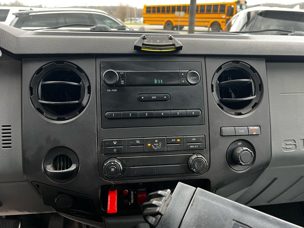 Ford F-450 SD Regular Cab DRW 2WD 2013