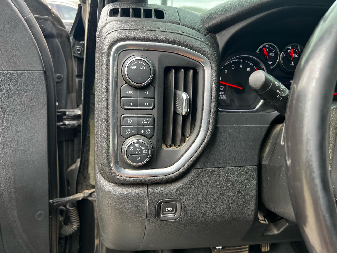 Chevrolet Silverado 1500 LT Trail Boss Crew Cab 4WD 2021