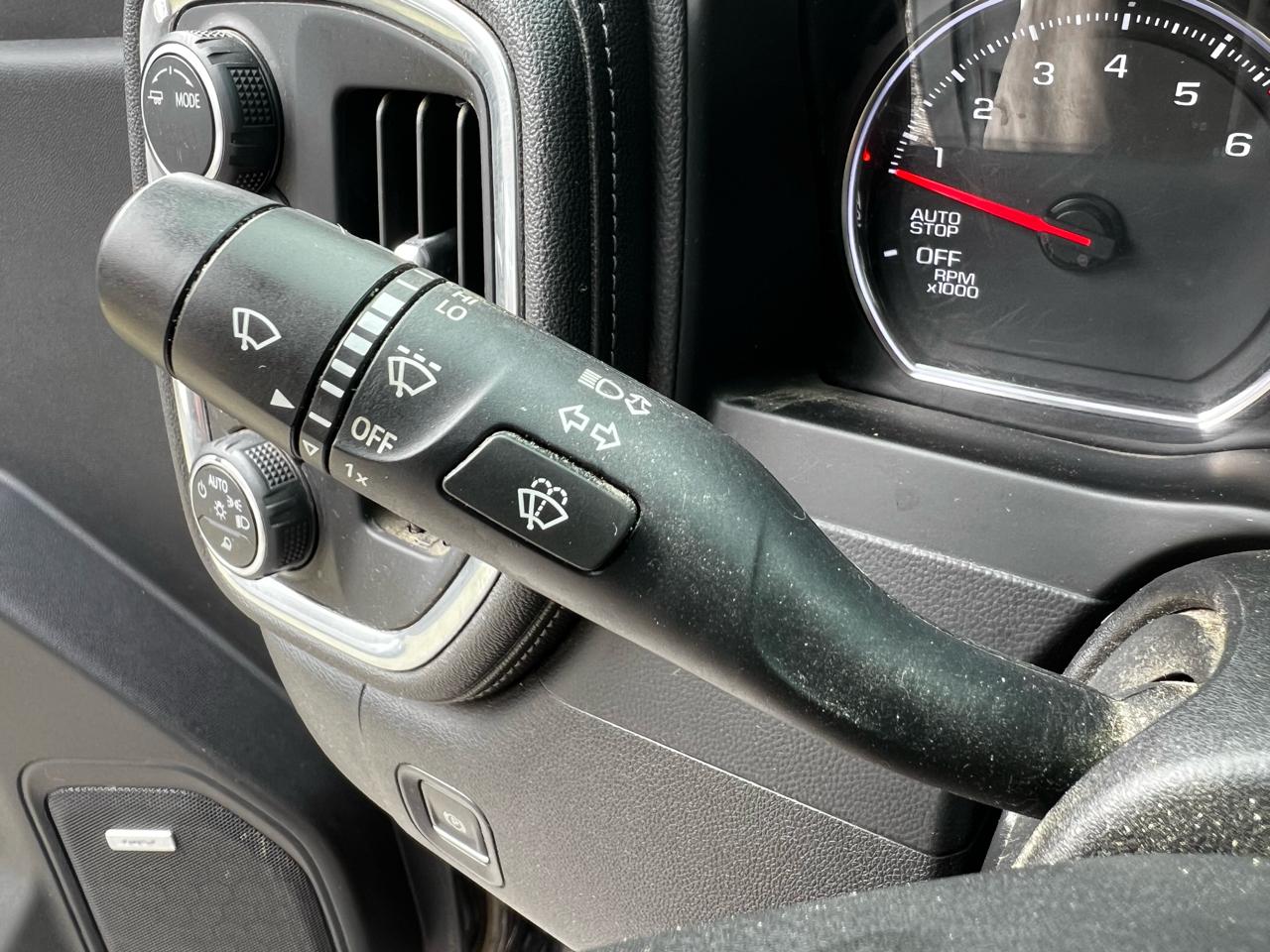 Chevrolet Silverado 1500 LT Trail Boss Crew Cab 4WD 2021